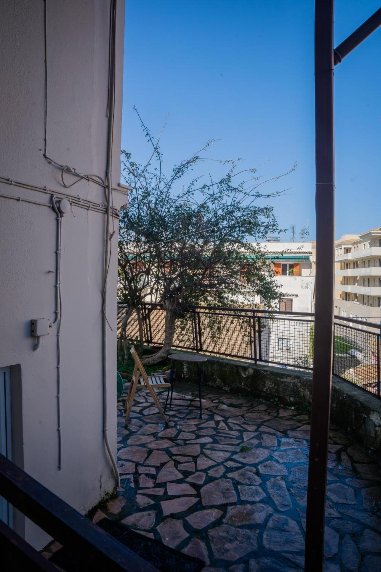 Ferienwohnung Oliana'S Luxury House Mantouki Exterior foto